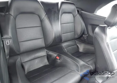 2022 Ford Mustang Ecoboost Premium из США, поврежденный, VIN 1FATP8UH1N5119943